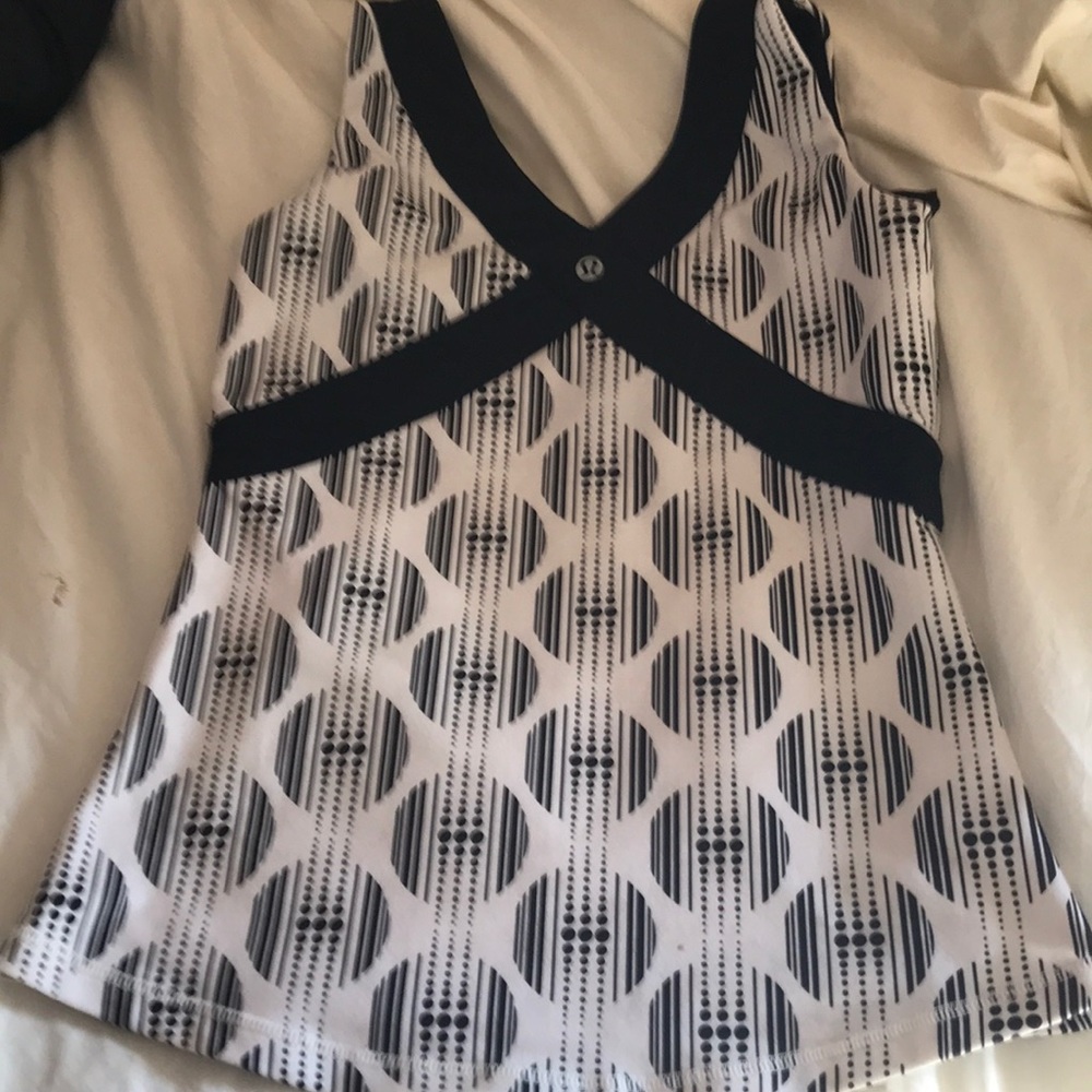 Lululemon Top size 4